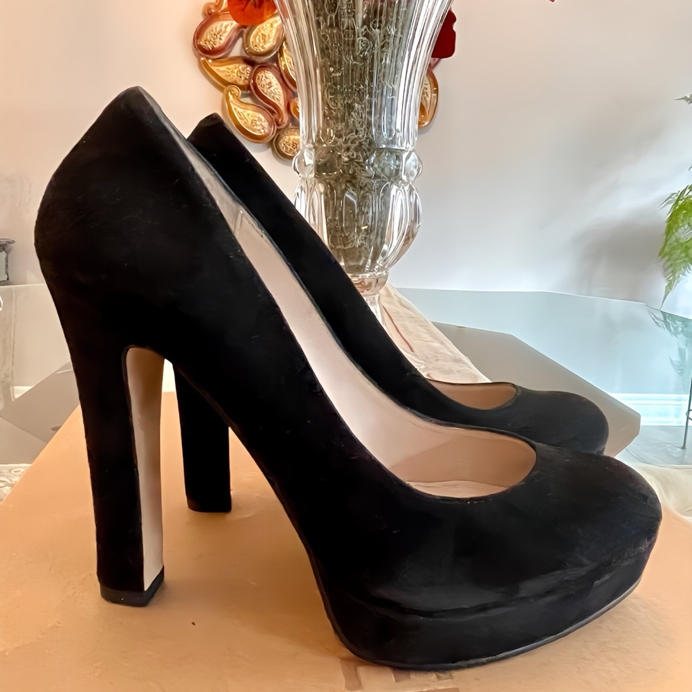 MRKT Velvet Heels